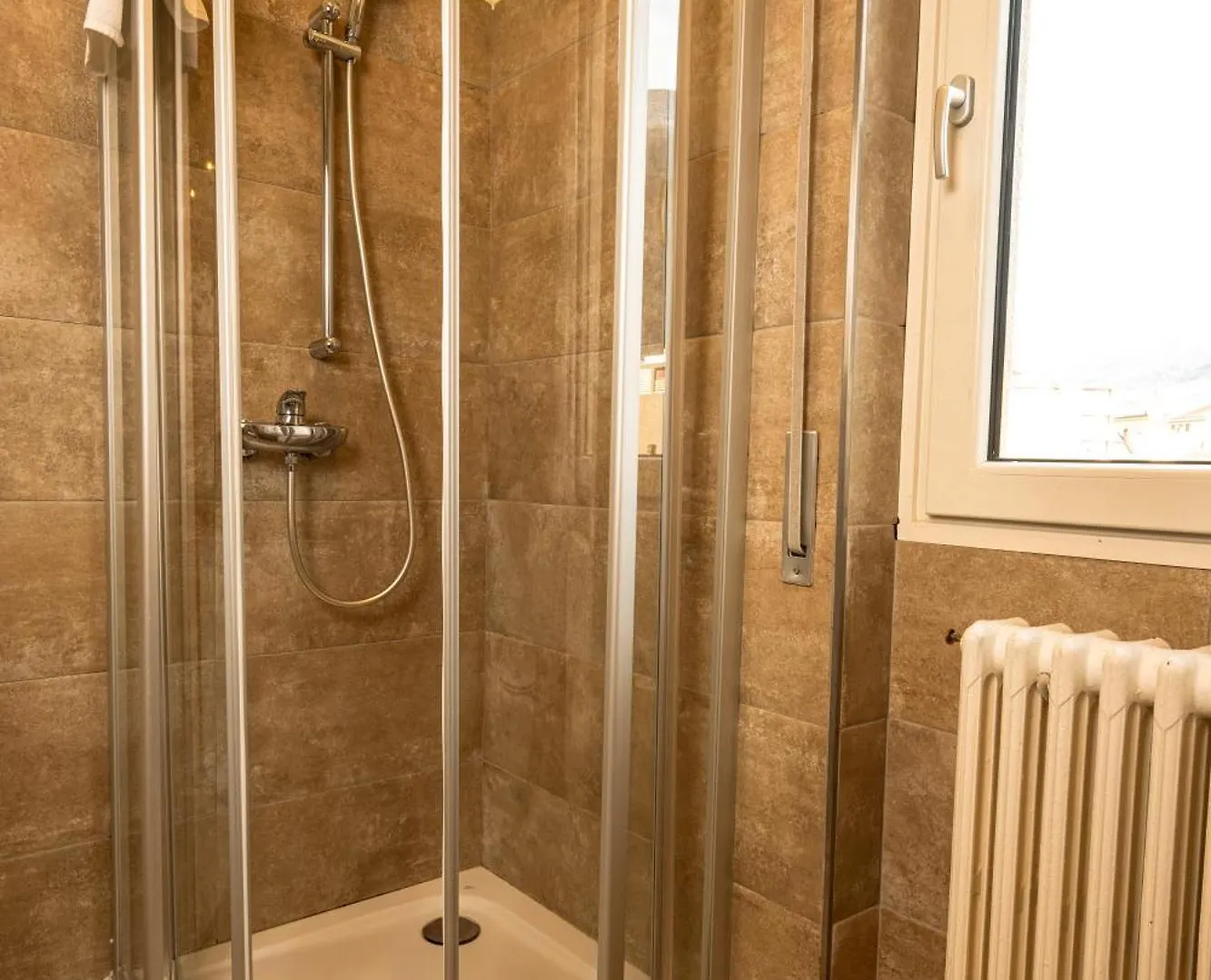 Bernina Express Eco Rooms&Breakfast Tirano Italien