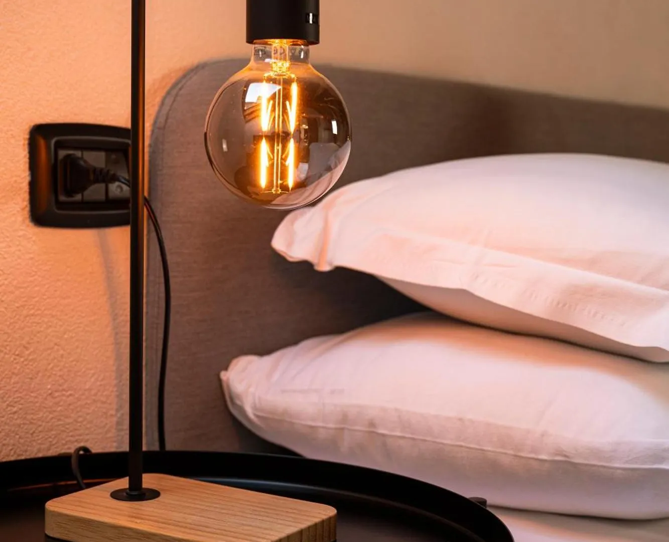 Bernina Express Eco Rooms&Breakfast Tirano Italien