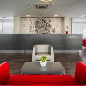 Fasthotel Linate *** セグラーテ
