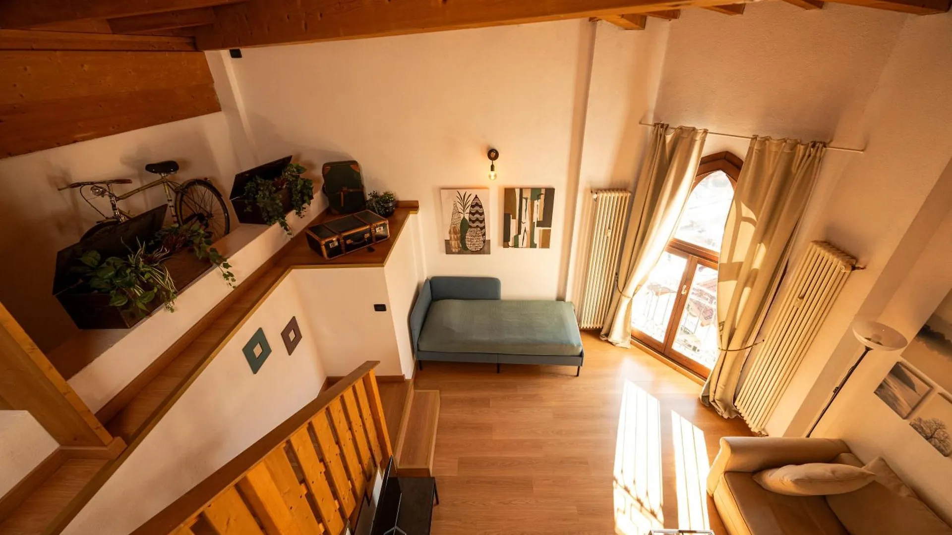 Bernina Express Eco Rooms&Breakfast Tirano 3*,