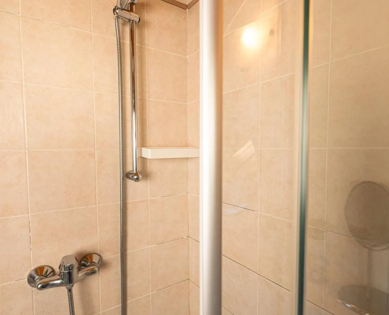 Bernina Express Eco Rooms&Breakfast Tirano Guest house